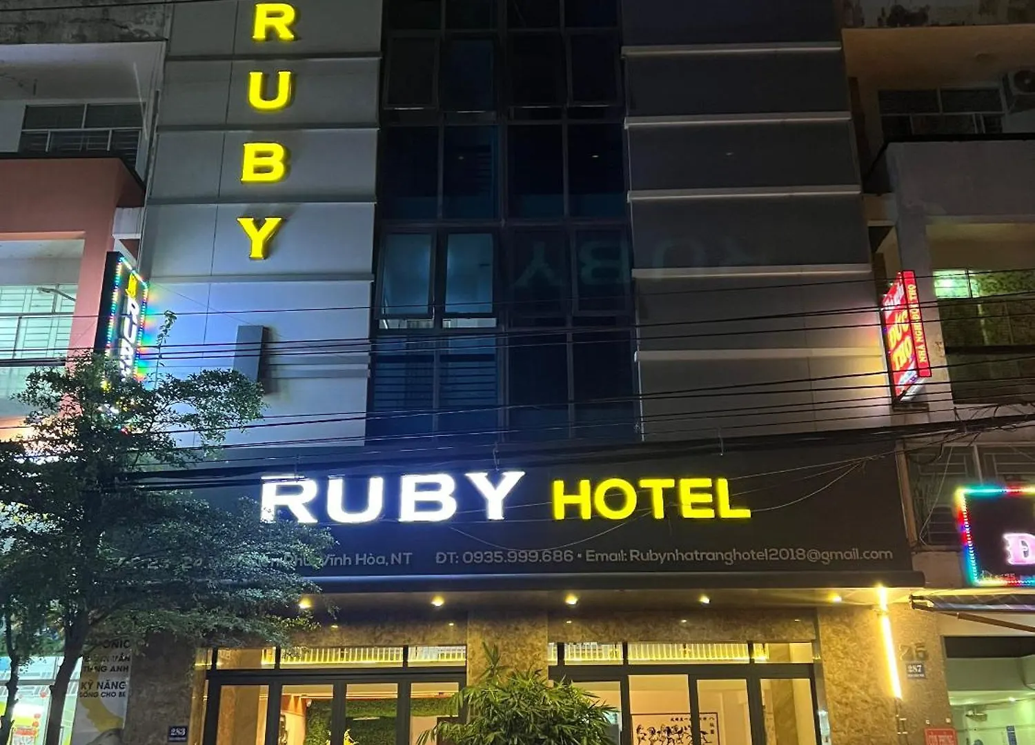 Rubyhotel Να Τρανγκ Βιετνάμ