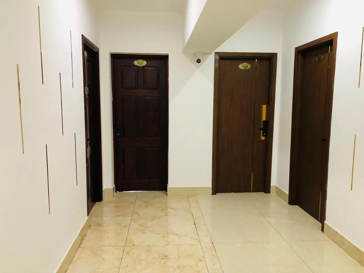 Rubyhotel Να Τρανγκ Ξενοδοχείο